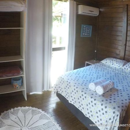 ボンビーニャス Residencial Sunsetアパートホテル エクステリア 写真