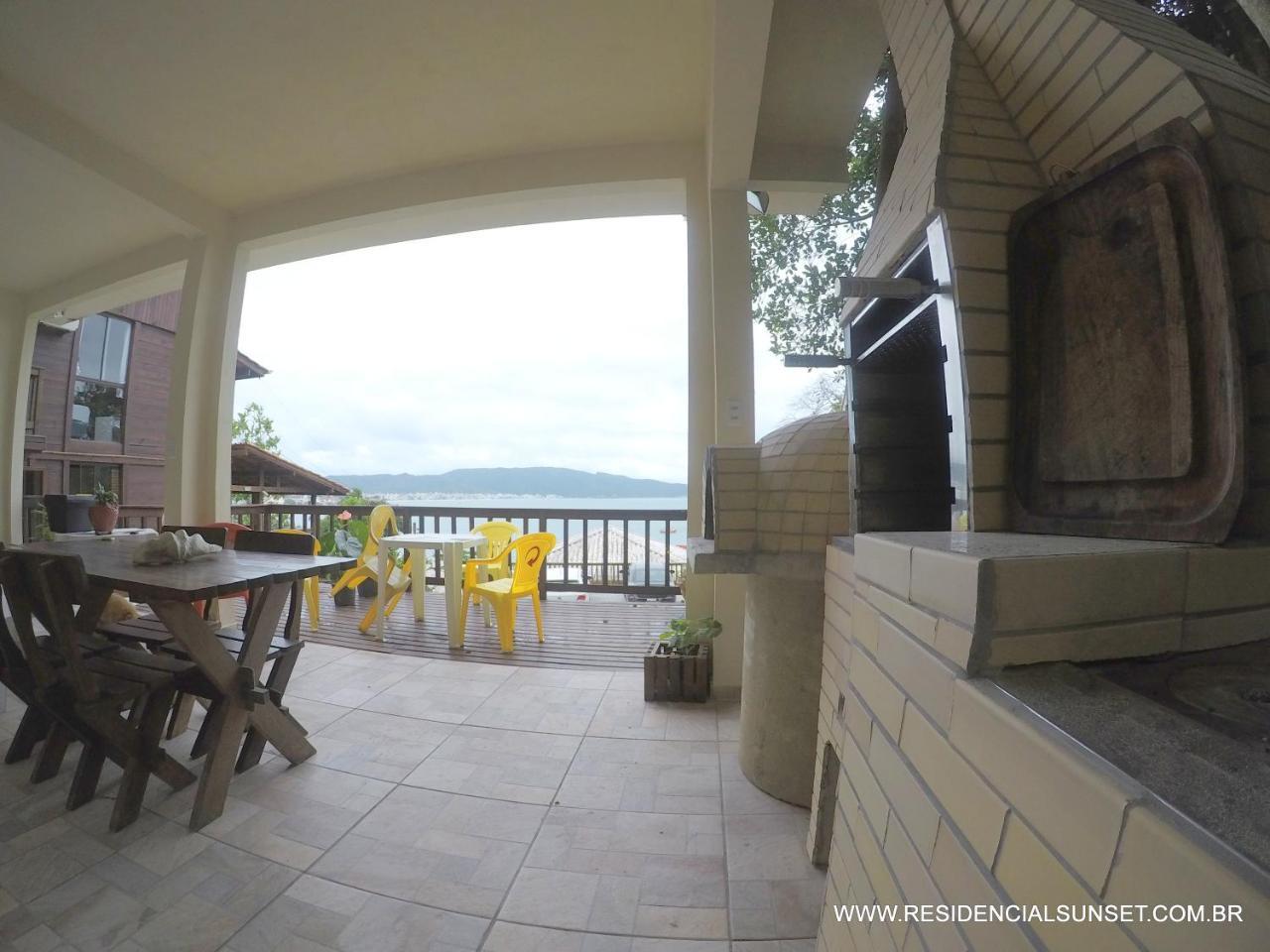 ボンビーニャス Residencial Sunsetアパートホテル エクステリア 写真