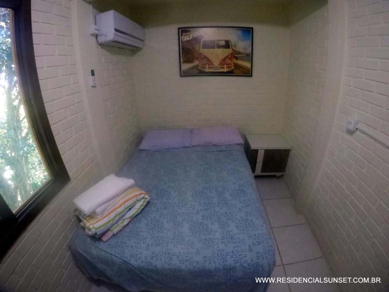 ボンビーニャス Residencial Sunsetアパートホテル エクステリア 写真