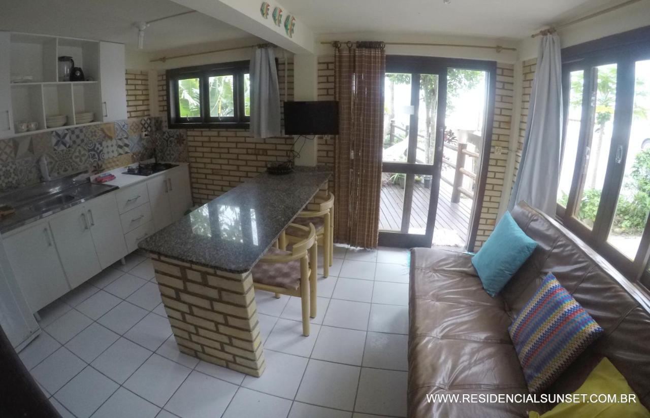 ボンビーニャス Residencial Sunsetアパートホテル エクステリア 写真